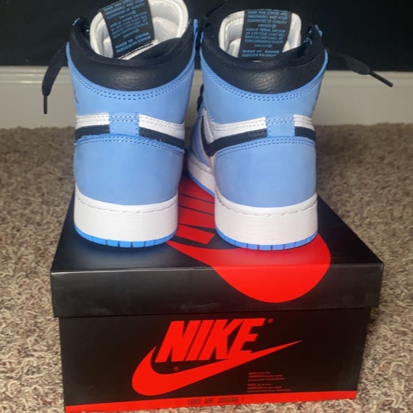 ⭐️SOLD⭐️ - Picture 3 of 4